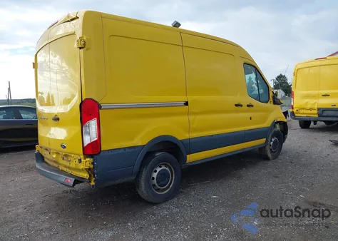 2015 Ford Transit-250 z USA, uszkodzony, nr VIN 1FTNR1CM9FKB19629